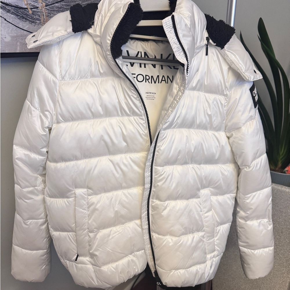 Calvin Klein Performance Puffer Jacket Women’s XS – White – Excellent Condition